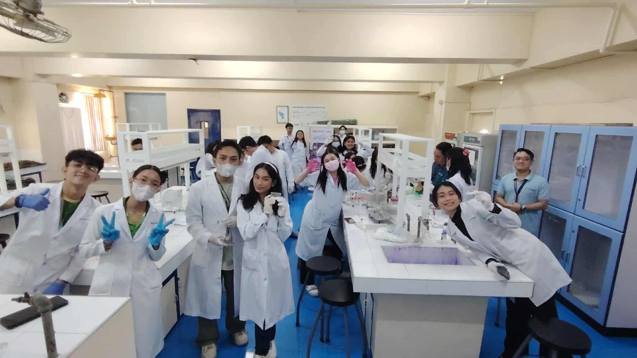 LABORATORY ON WHEELS BRINGS CUTTING-EDGE CLINICAL LAB TECHNOLOGY TO MINDANAO P9